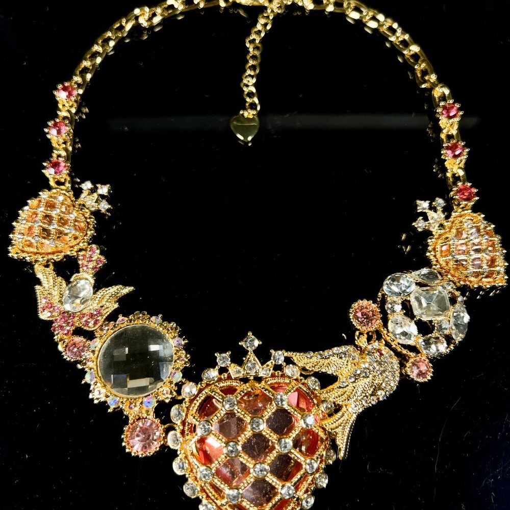 EUC handmade elegant gold red heart rhinestone dressy crystal statement necklace